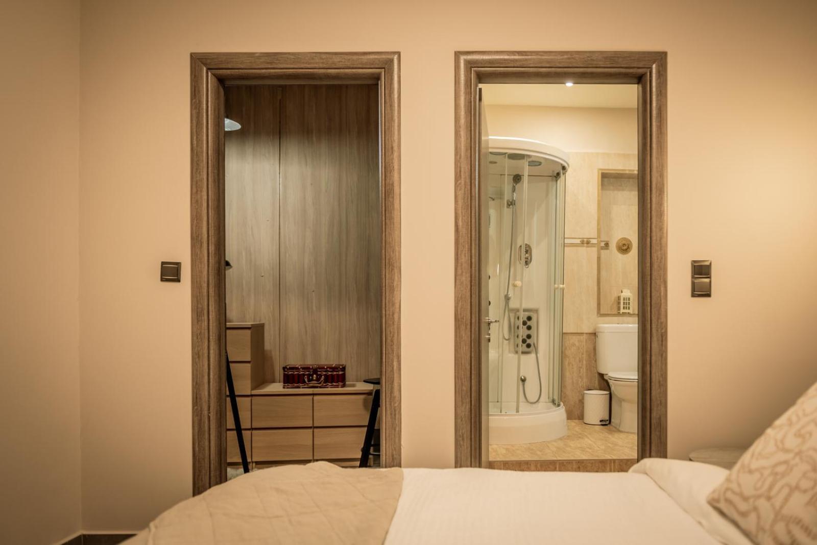 Estia On White Tower Midas Project * Salonicco